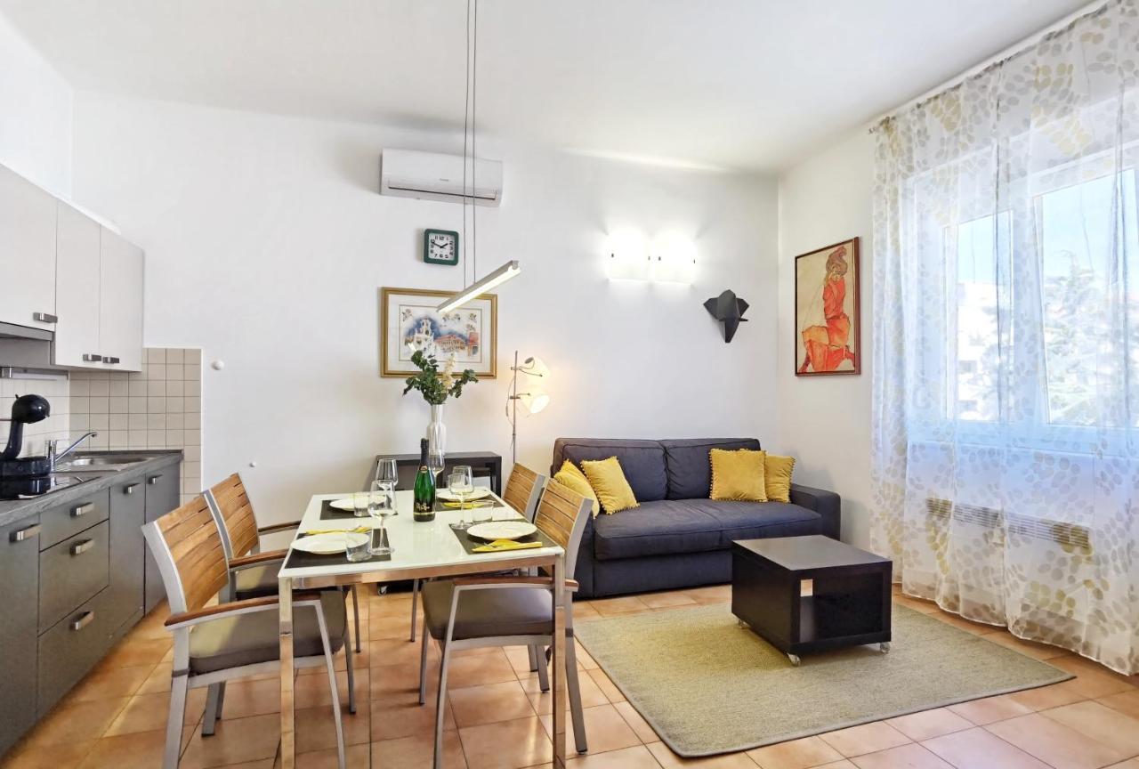City Center Apartment Soldic Сплит Экстерьер фото